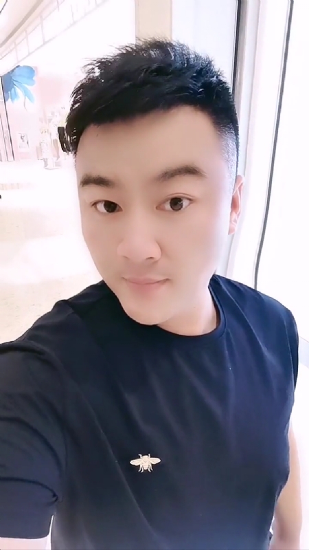 微风徐徐的第一张照片--安徽父母相亲团