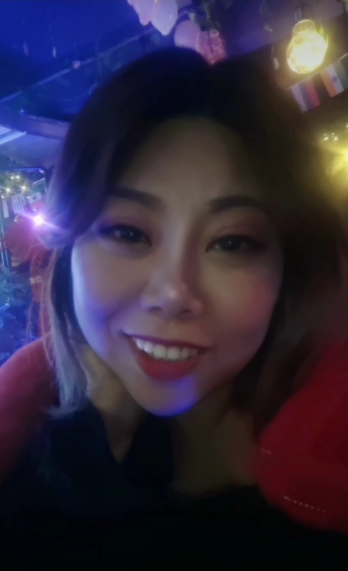 收快递的费仙女的第一张照片--安徽父母相亲团