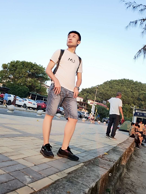 俊皓的第二张照片--安徽父母相亲团